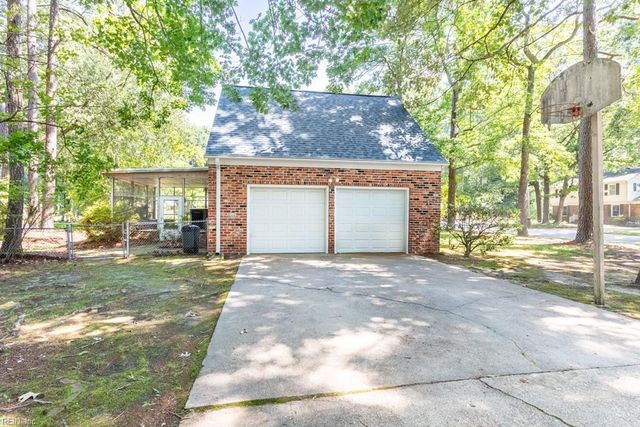 109 Rowe DR, Poquoson, VA 23662