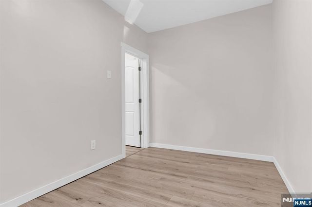 130 19th Avenue, Irvington, NJ 07111
