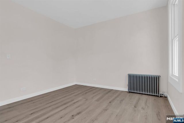 130 19th Avenue, Irvington, NJ 07111