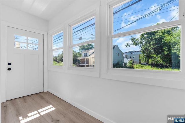 130 19th Avenue, Irvington, NJ 07111