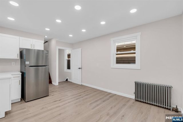 130 19th Avenue, Irvington, NJ 07111