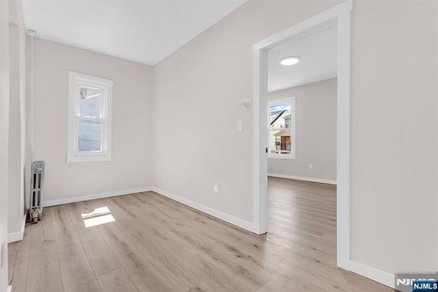 130 19th Avenue, Irvington, NJ 07111