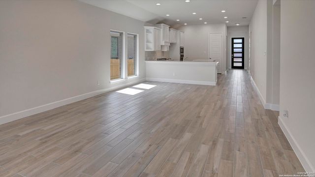 12913 Gilmore Bend, San Antonio, TX 78245