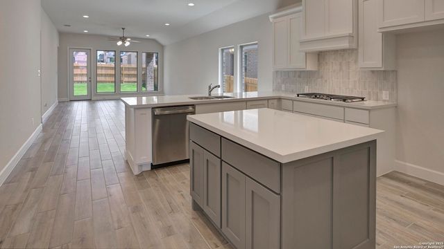 12913 Gilmore Bend, San Antonio, TX 78245