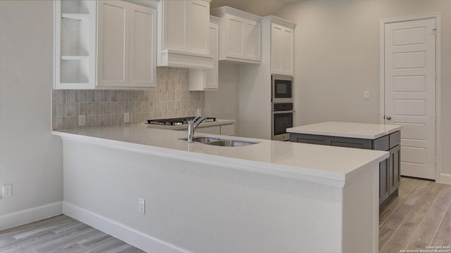 12913 Gilmore Bend, San Antonio, TX 78245