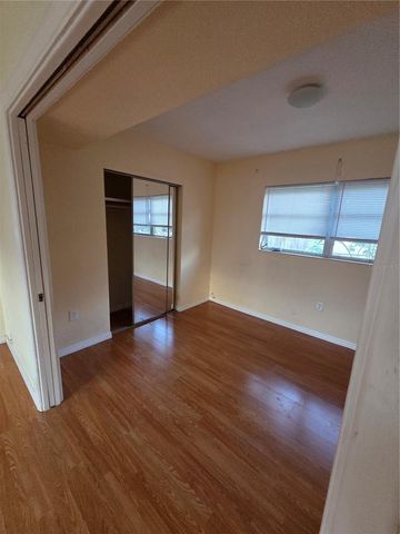 350 N LEVIS AVENUE, Tarpon Springs, FL 34689