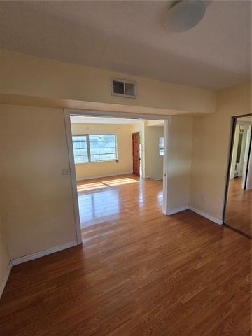 350 N LEVIS AVENUE, Tarpon Springs, FL 34689