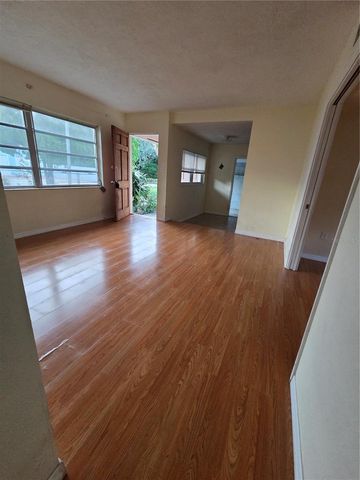 350 N LEVIS AVENUE, Tarpon Springs, FL 34689