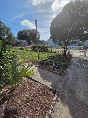 350 N LEVIS AVENUE, Tarpon Springs, FL 34689