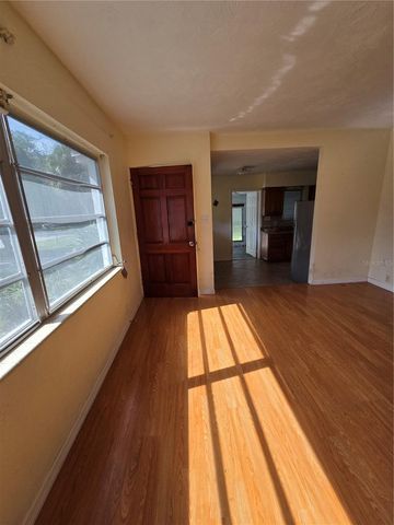 350 N LEVIS AVENUE, Tarpon Springs, FL 34689
