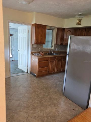 350 N LEVIS AVENUE, Tarpon Springs, FL 34689