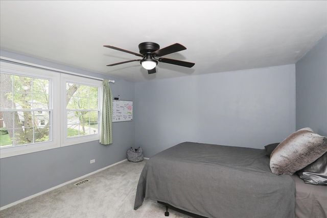 174 Timber Hill Road, Buffalo Grove, IL 60089