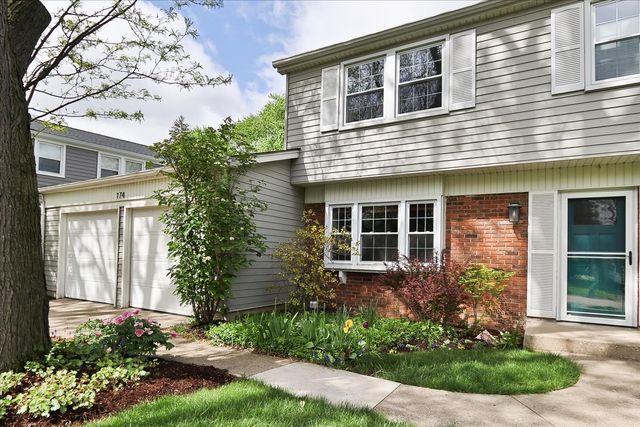174 Timber Hill Road, Buffalo Grove, IL 60089