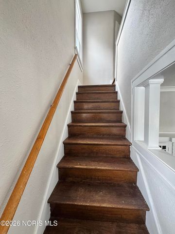 3945 Hazelhurst Avenue, Toledo, OH 43612