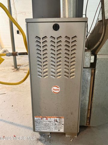 3945 Hazelhurst Avenue, Toledo, OH 43612