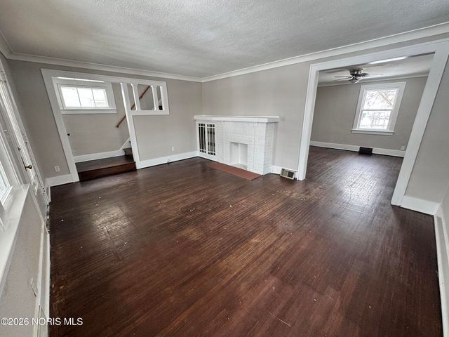 3945 Hazelhurst Avenue, Toledo, OH 43612