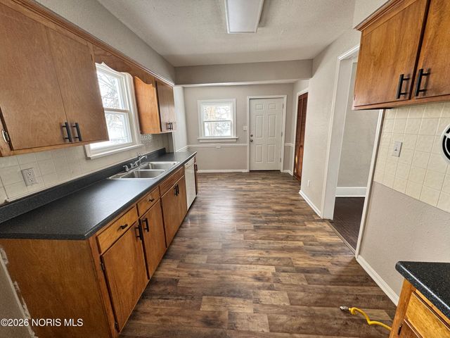 3945 Hazelhurst Avenue, Toledo, OH 43612