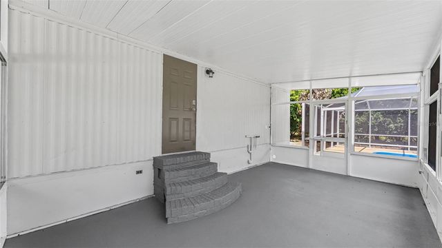 212 KAYLOR DRIVE, Auburndale, FL 33823