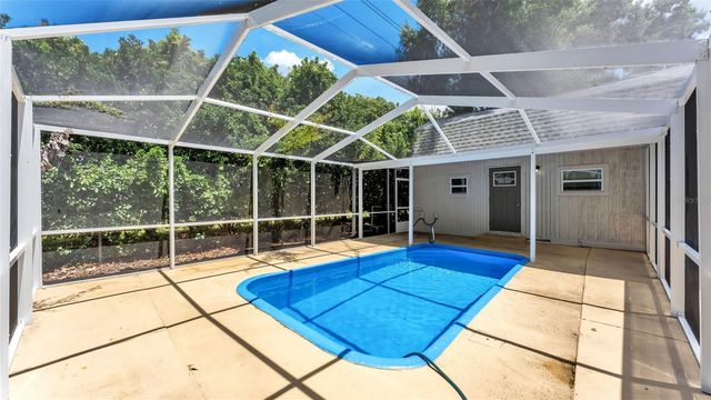 212 KAYLOR DRIVE, Auburndale, FL 33823