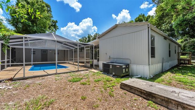 212 KAYLOR DRIVE, Auburndale, FL 33823