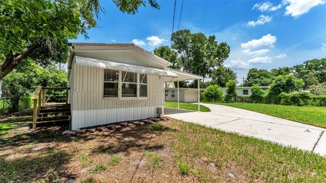 212 KAYLOR DRIVE, Auburndale, FL 33823