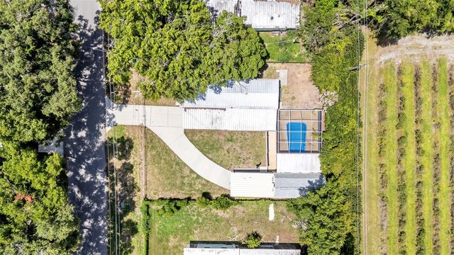 212 KAYLOR DRIVE, Auburndale, FL 33823