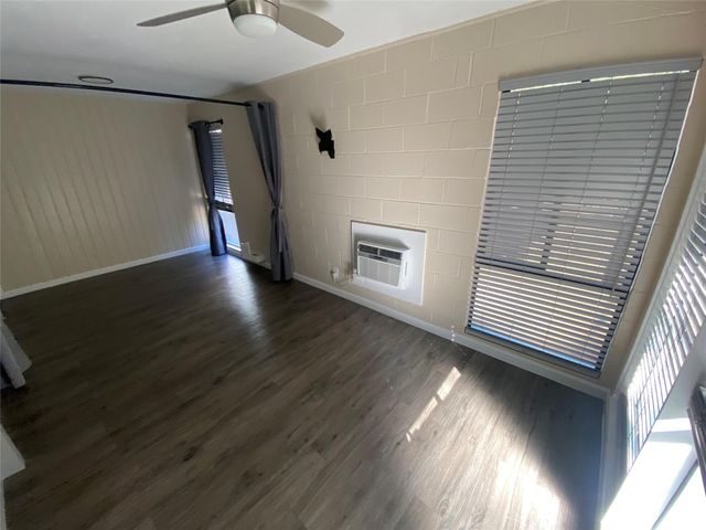 3010 Fruth St ST B, Austin, TX 78705