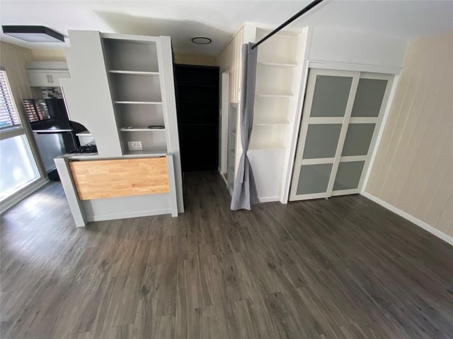 3010 Fruth St ST B, Austin, TX 78705