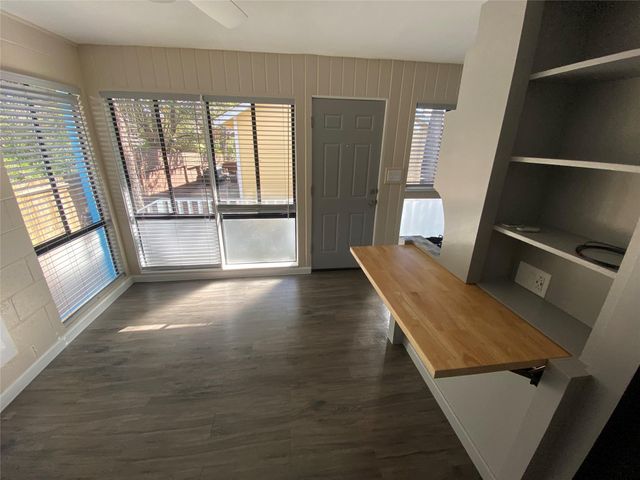 3010 Fruth St ST B, Austin, TX 78705