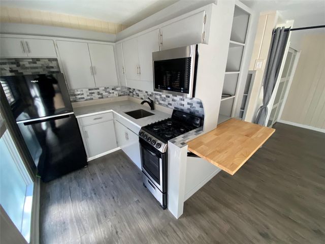 3010 Fruth St ST B, Austin, TX 78705