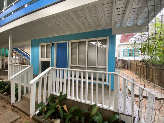 3010 Fruth St ST B, Austin, TX 78705