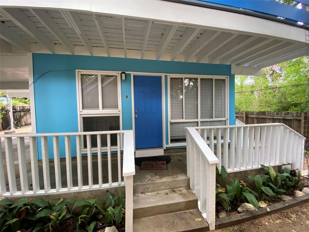 3010 Fruth St ST B, Austin, TX 78705