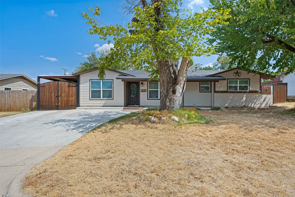 3584 Regal Road, Fort Worth, TX 76111