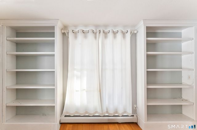 704 Cherry Brook Road, Canton, CT 06019