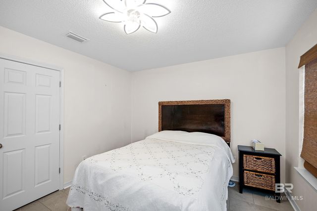 1969 Ridgewood Drive, Lillian, AL 36549