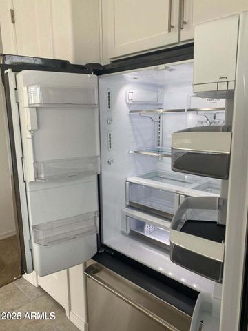 14204 W HONEYSUCKLE Drive, Surprise, AZ 85387