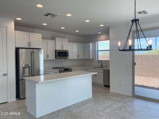 14204 W HONEYSUCKLE Drive, Surprise, AZ 85387