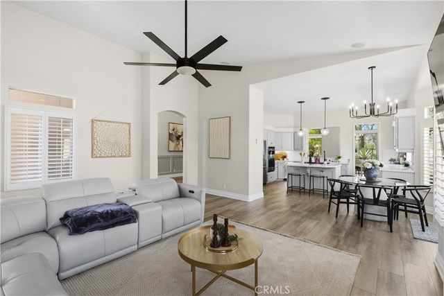 38027 Cherrywood Drive, Murrieta, CA 92562