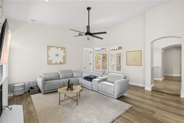 38027 Cherrywood Drive, Murrieta, CA 92562