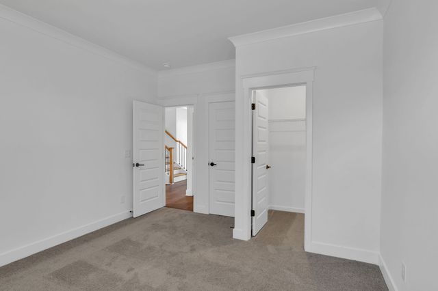 460 Triple Crown Cir, Gallatin, TN 37066