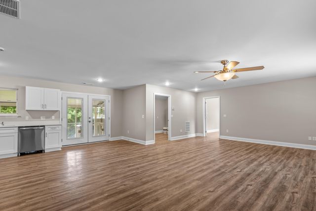 17 Hill Street, Ringgold, GA 30736