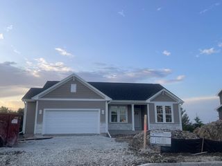 N57W18696 Dandelion COURT, Menomonee Falls, WI 53051