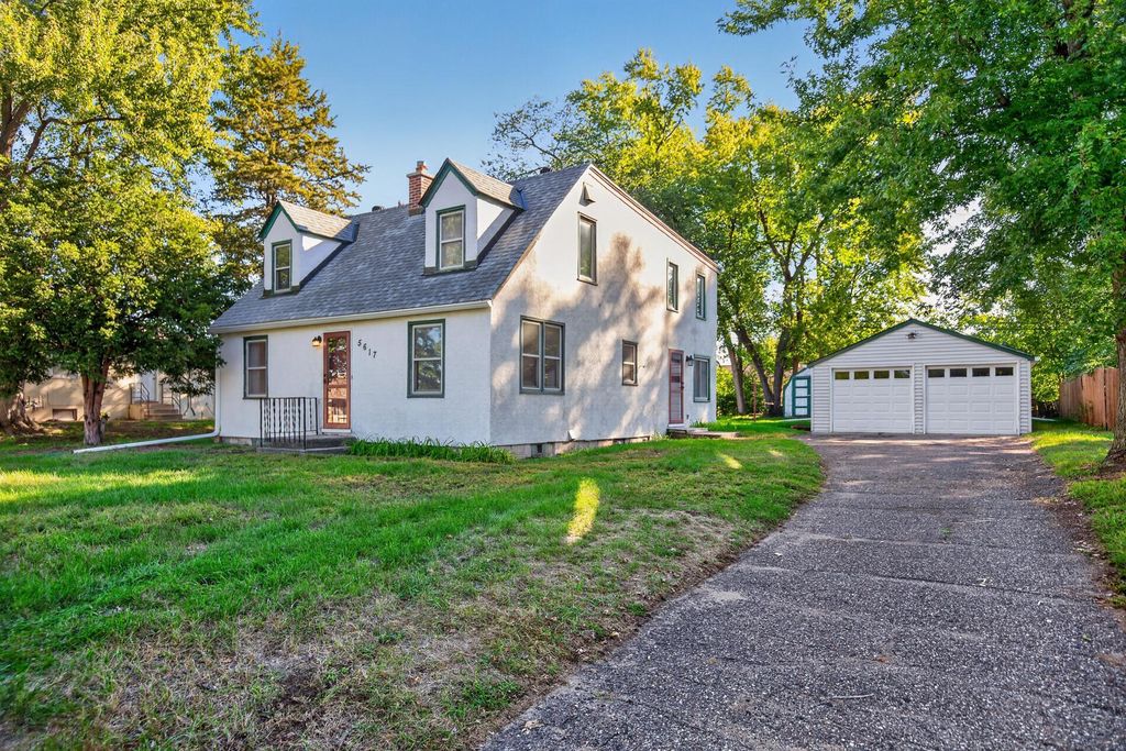 5617 4th Street NE, Fridley, MN 55432 — exterior