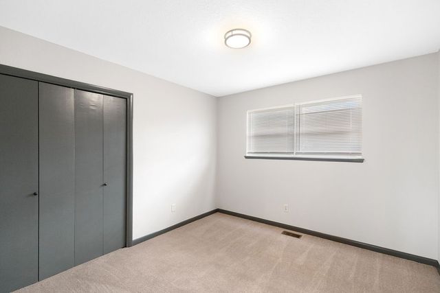 2709 W Sayre Lane, Rogers, AR 72758