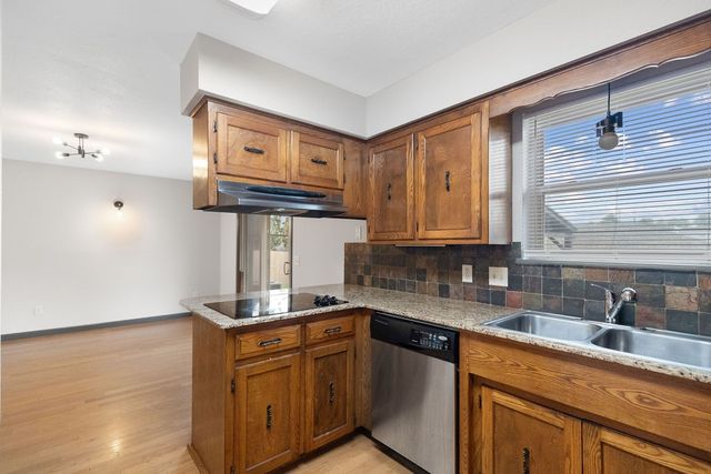 2709 W Sayre Lane, Rogers, AR 72758