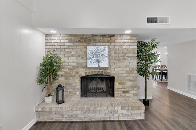 2006 Southern Oaks, Carrollton, TX 75007