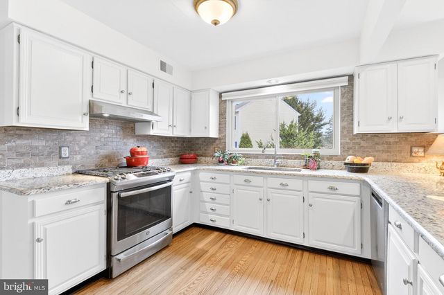 2871 TRAVIS CT, York, PA 17403