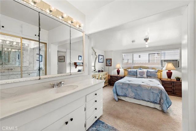 114 Yorktown, Newport Beach, CA 92660