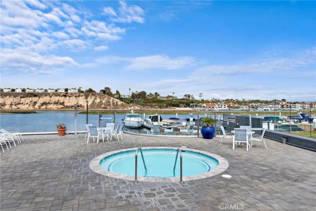 114 Yorktown, Newport Beach, CA 92660