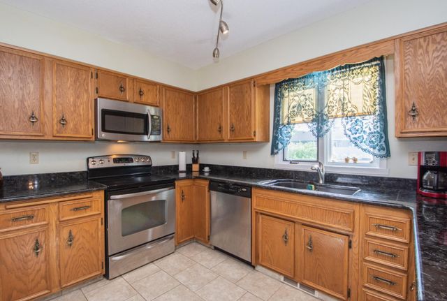 3401 Par Street N, Fargo, ND 58102